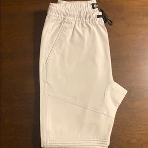 Men’s Medium Frost White Joggers